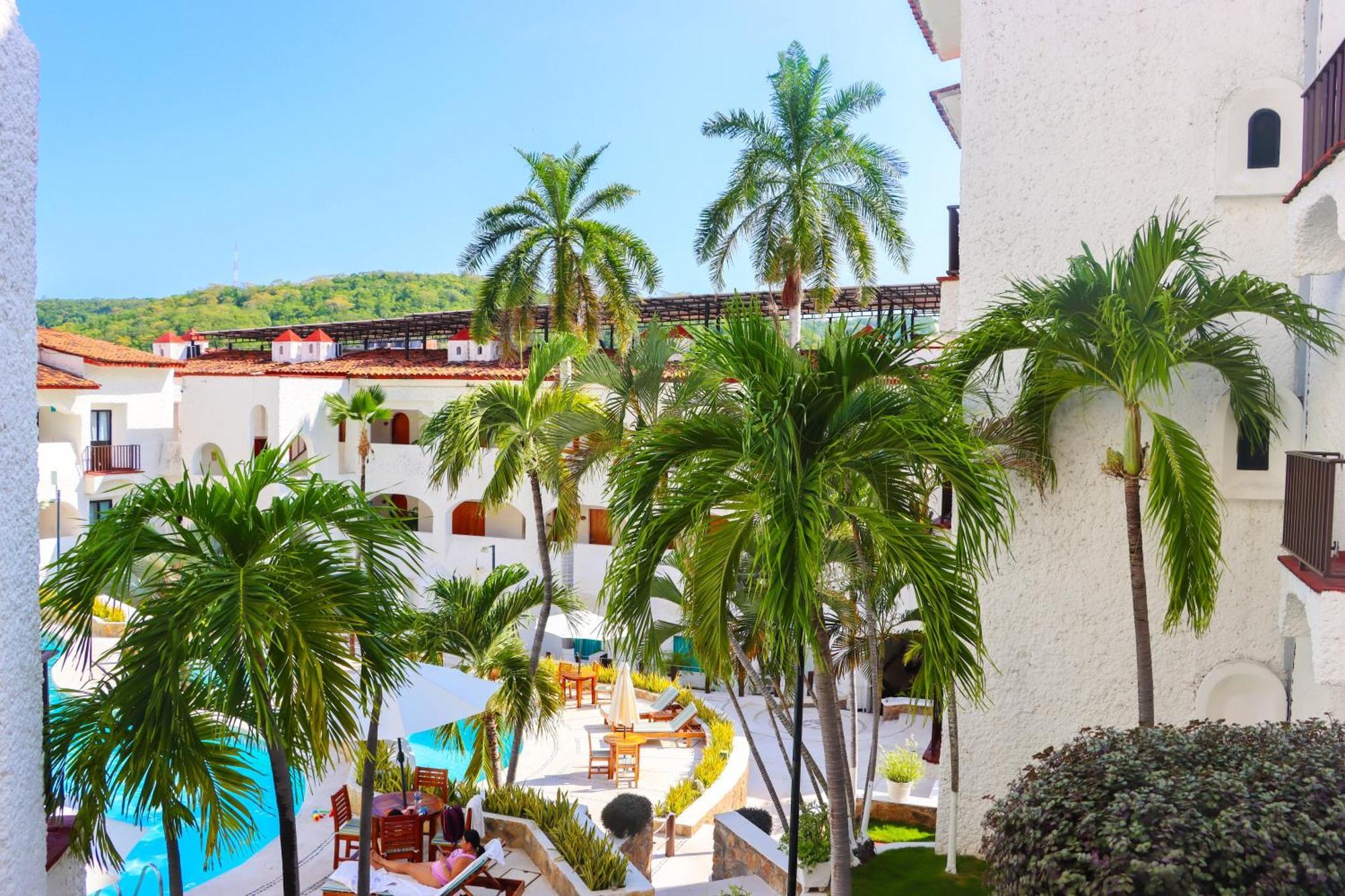 Hotel Marina Resort & Beach Club Санта-Крус-Хуатулко Экстерьер фото